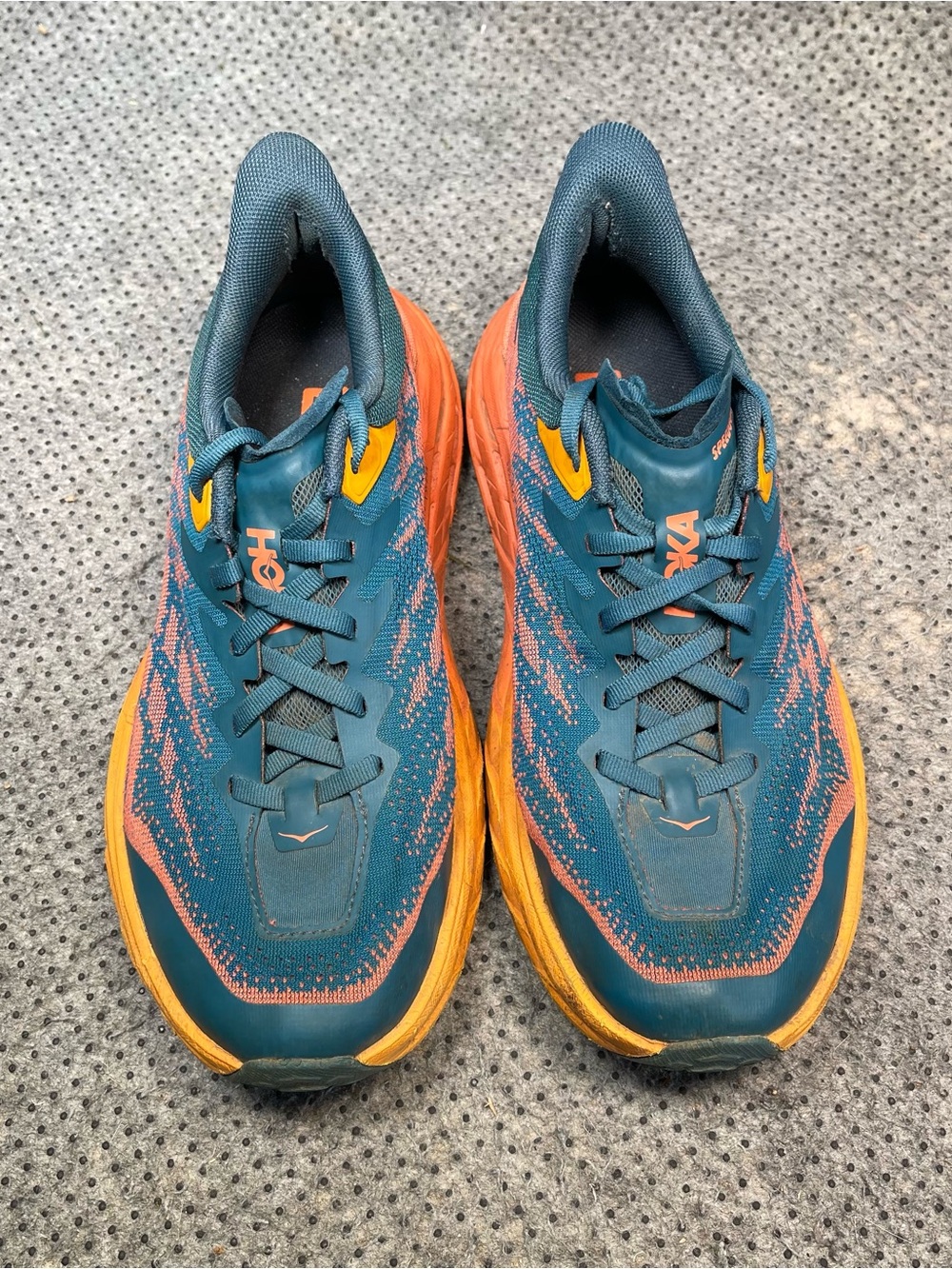 Hoka One One Speedgoat 5 Running Shoes Size 8 Women’s - Picture 8 of 11